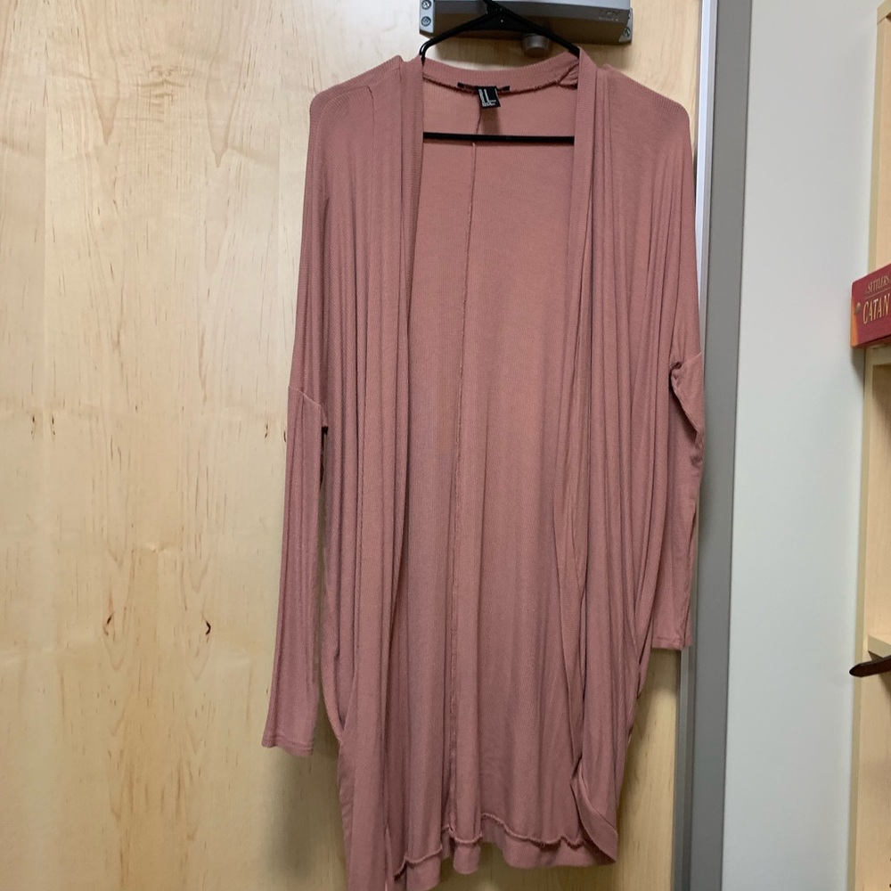 Pink cardigan!! Very comfy :)) forever 21